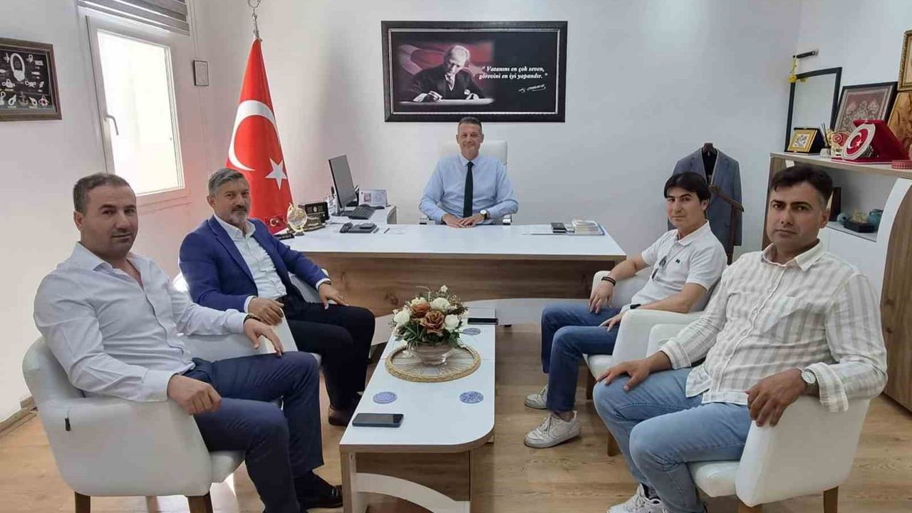 Bodrum'da eğitim gündemi: Eğitim Bir-Sen başkanı kaymakam ve ilçe milli eğitim müdürünü ziyaret etti