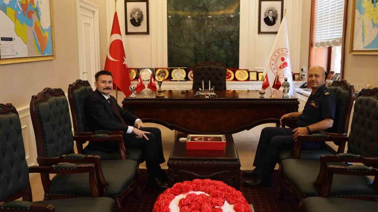 Boğaz ve garnizon komutanı Biçen ile kaymakam Acar’ın Gökçeada değerlendirmesi