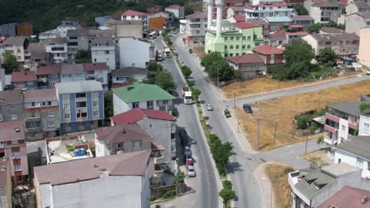 Boğazköy'de hafriyat kamyonlarının mahalle içinden geçmesi tepkilere yol açtı