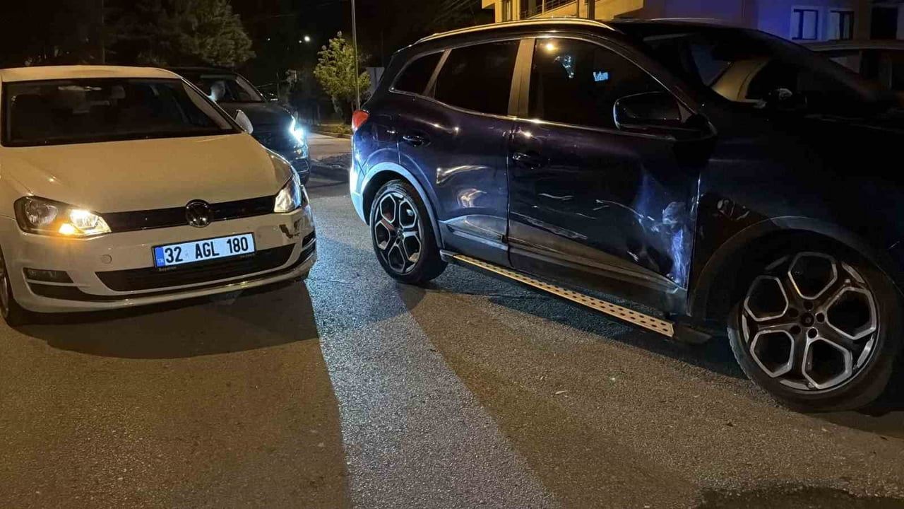 Bolu’da ciple otomobil çarpıştı: 1 kişi yaralandı
