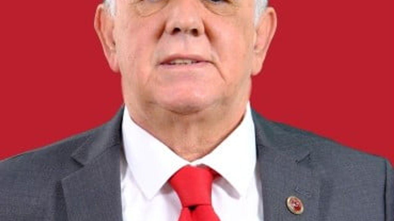 Bolu’da rüşvet ve irtikap davasında zincir market ve ruhsat iddiaları ele alındı