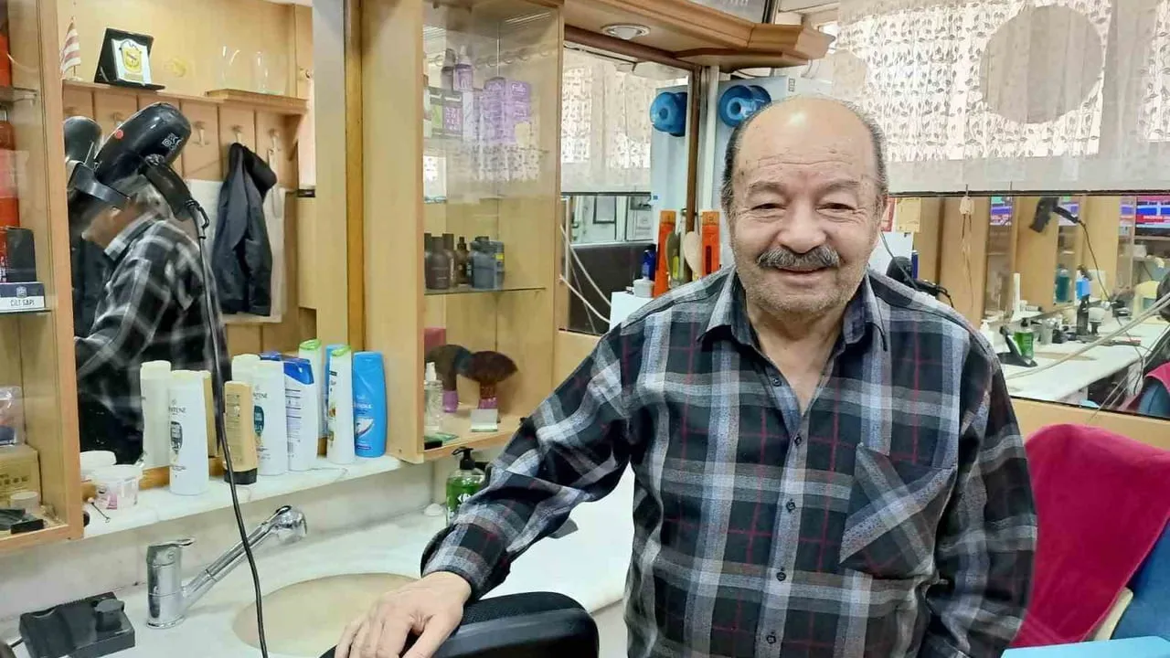 Bolu'nun en eski berberlerinden Selahattin Varlık vefat etti