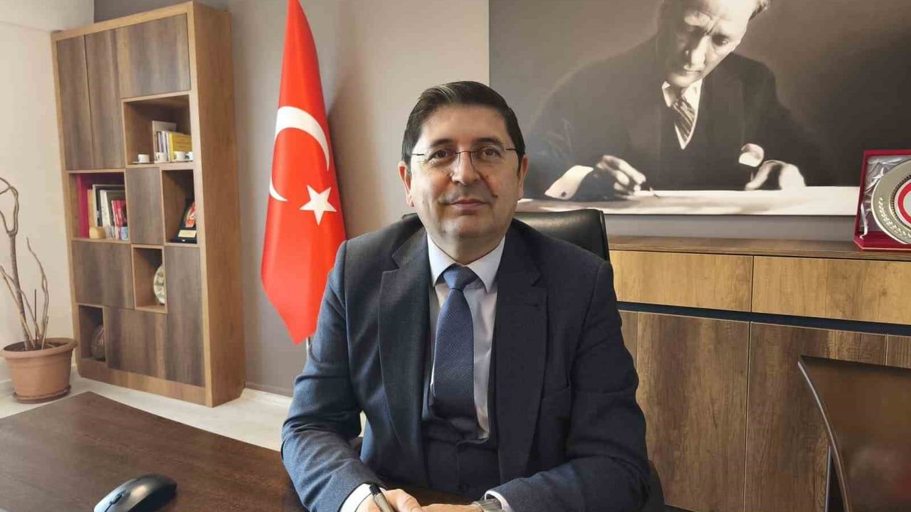 Bora Zor'dan 15 Temmuz'da demokrasi ve birlik çağrısı