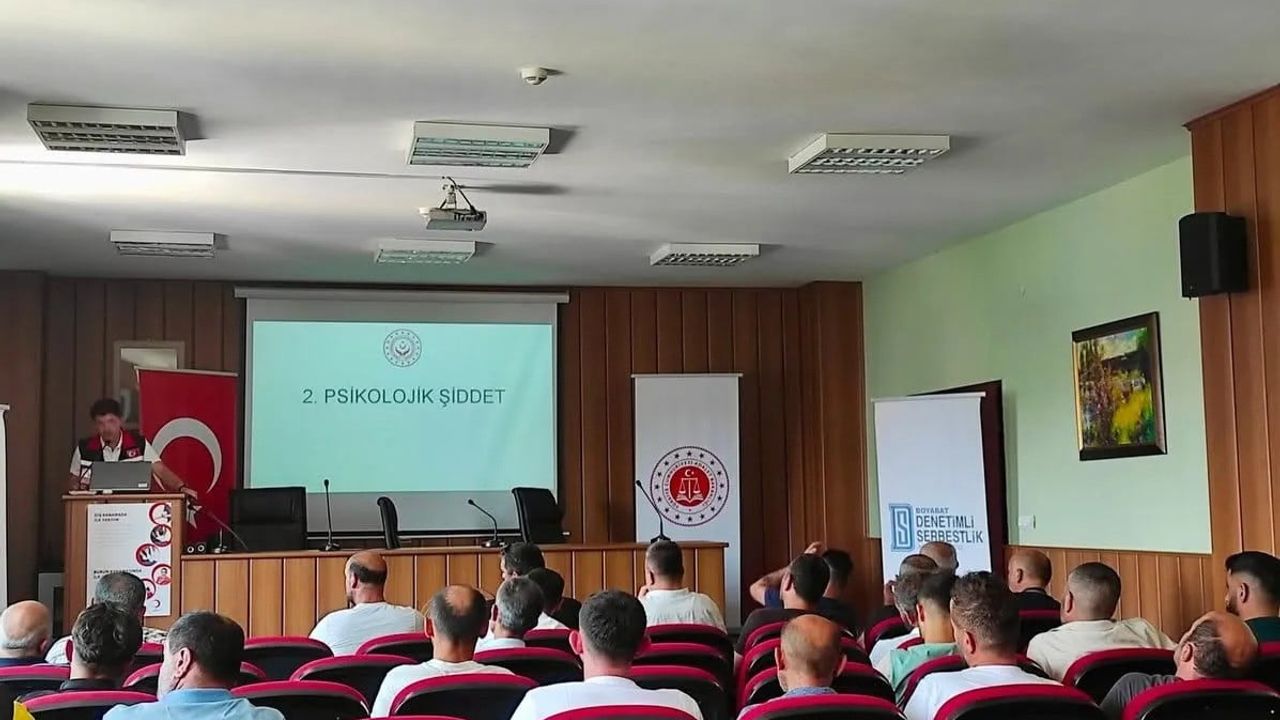 Boyabat'ta aile içi şiddetin önlenmesi ve sağlıklı iletişim eğitimi