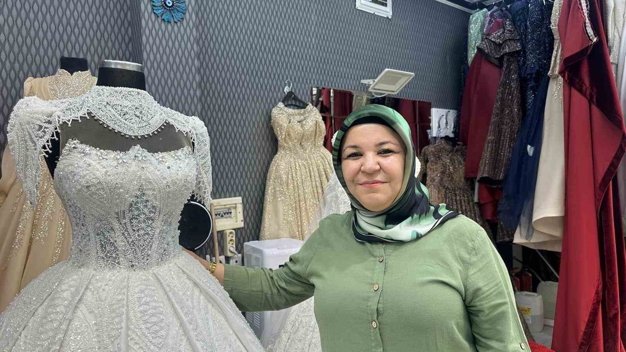 Bu sezon dantel ve kaburga gelinlik modelleri revaçta