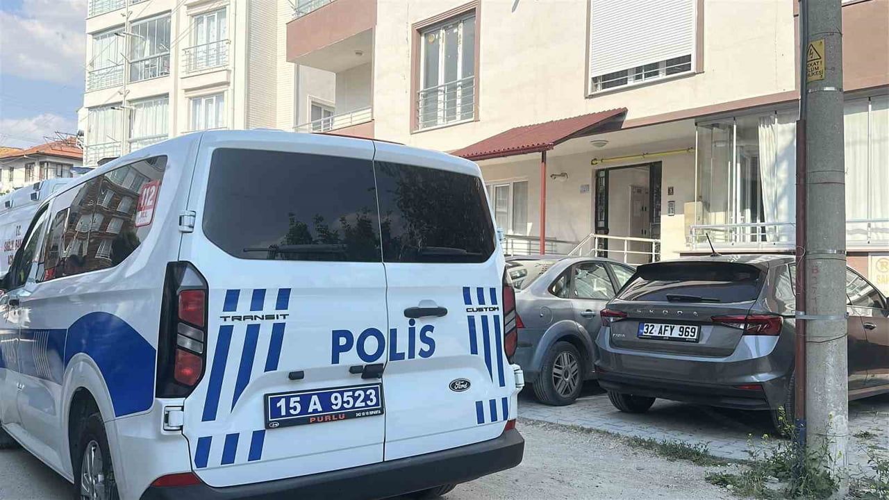 Burdur'da 90 yaşındaki kadın evde ölü bulundu