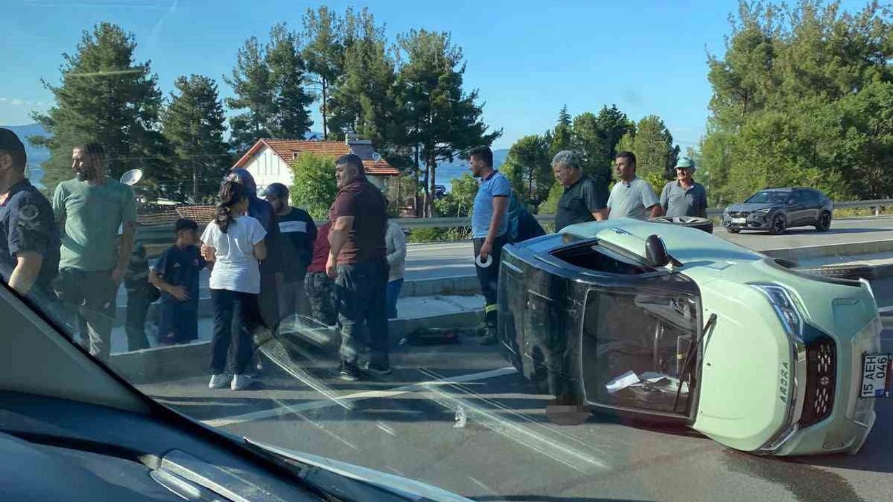 Burdur'da elektrikli aracın devrilmesi sonucu 1 kişi yaralandı