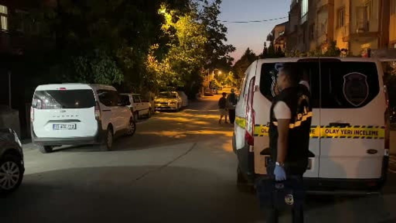Burdur'da evden yaklaşık 500 bin liralık ziynet eşyası çalındı
