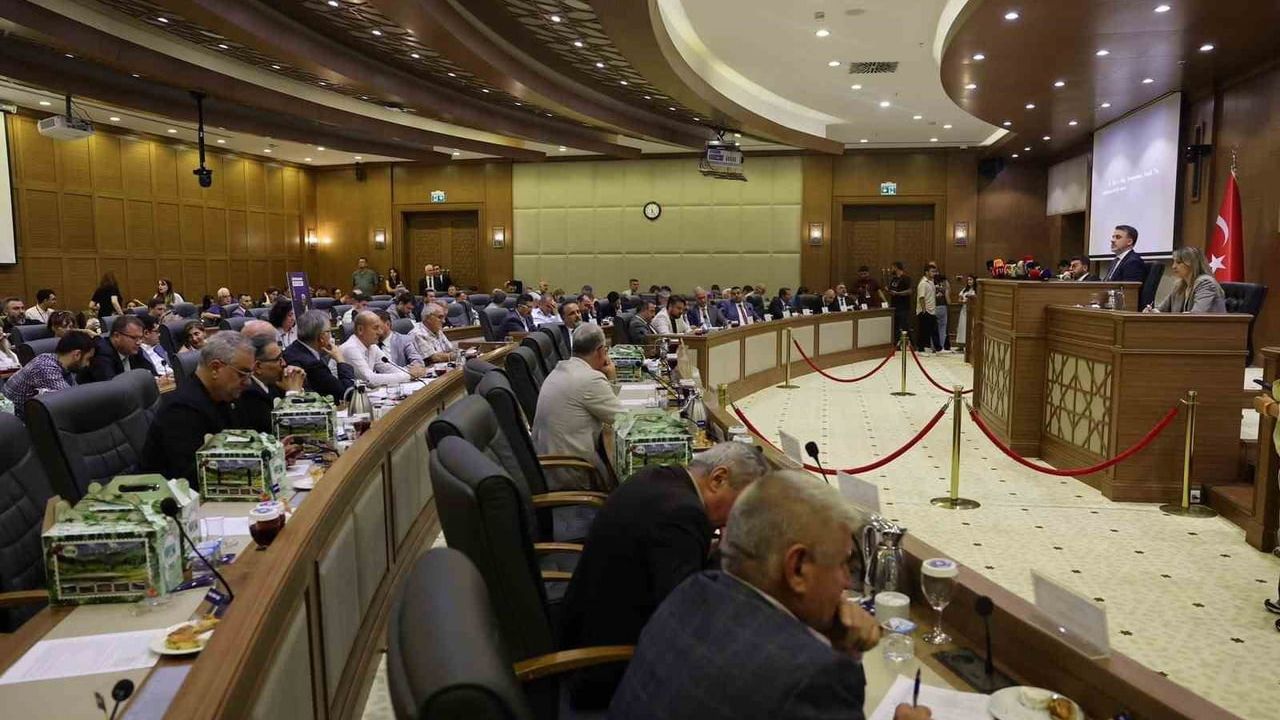 Bursa Büyükşehir Meclisi temmuz oturumunda stratejik plan ve yatırımları karara bağladı
