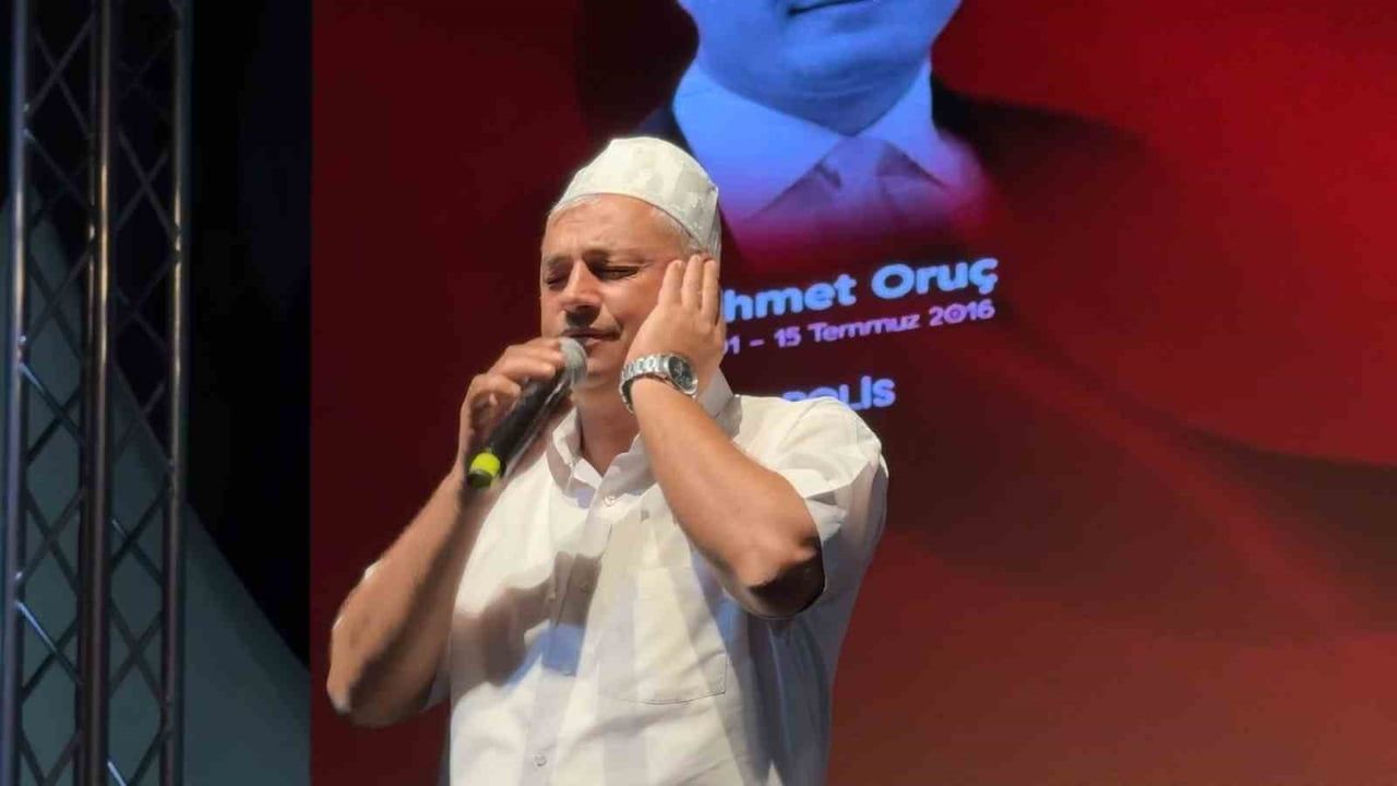 Bursa’da 15 Temmuz anma programı Uğur Işılak konseriyle sona erdi