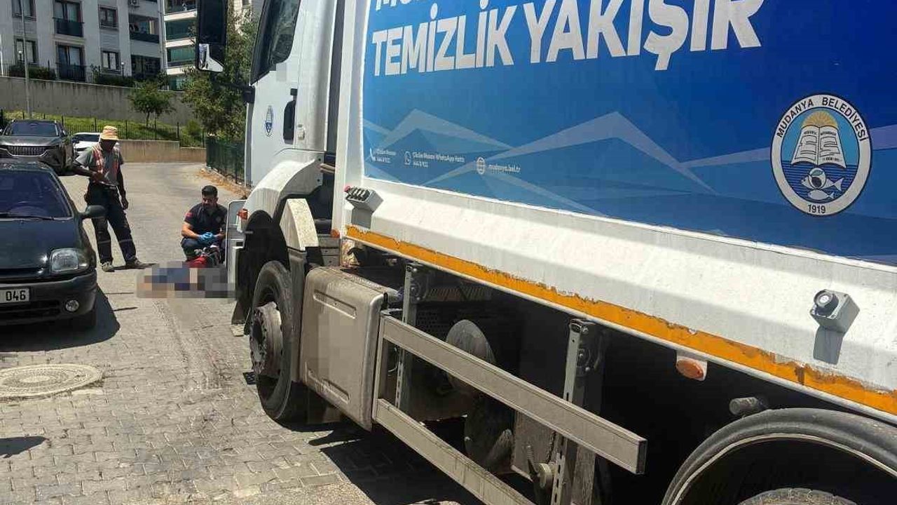 Bursa'da çöp kamyonunun çarptığı yaşlı adam hayatını kaybetti