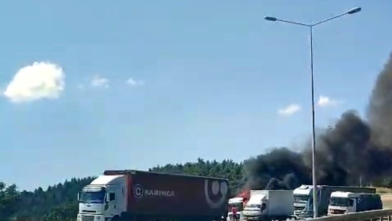 Bursa'da seyir halindeki tır Dürdane rampasında alev aldı
