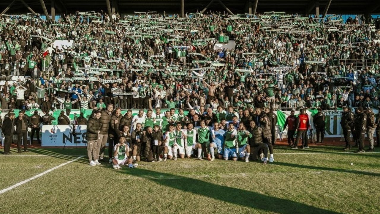 Bursaspor-Shakhtar Donetsk maçına yoğun ilgi: 15 bin 230 bilet satıldı
