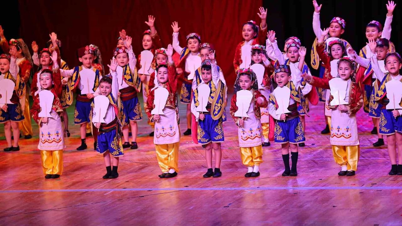 Büyükşehir kreşlerinde mezuniyet coşkusu