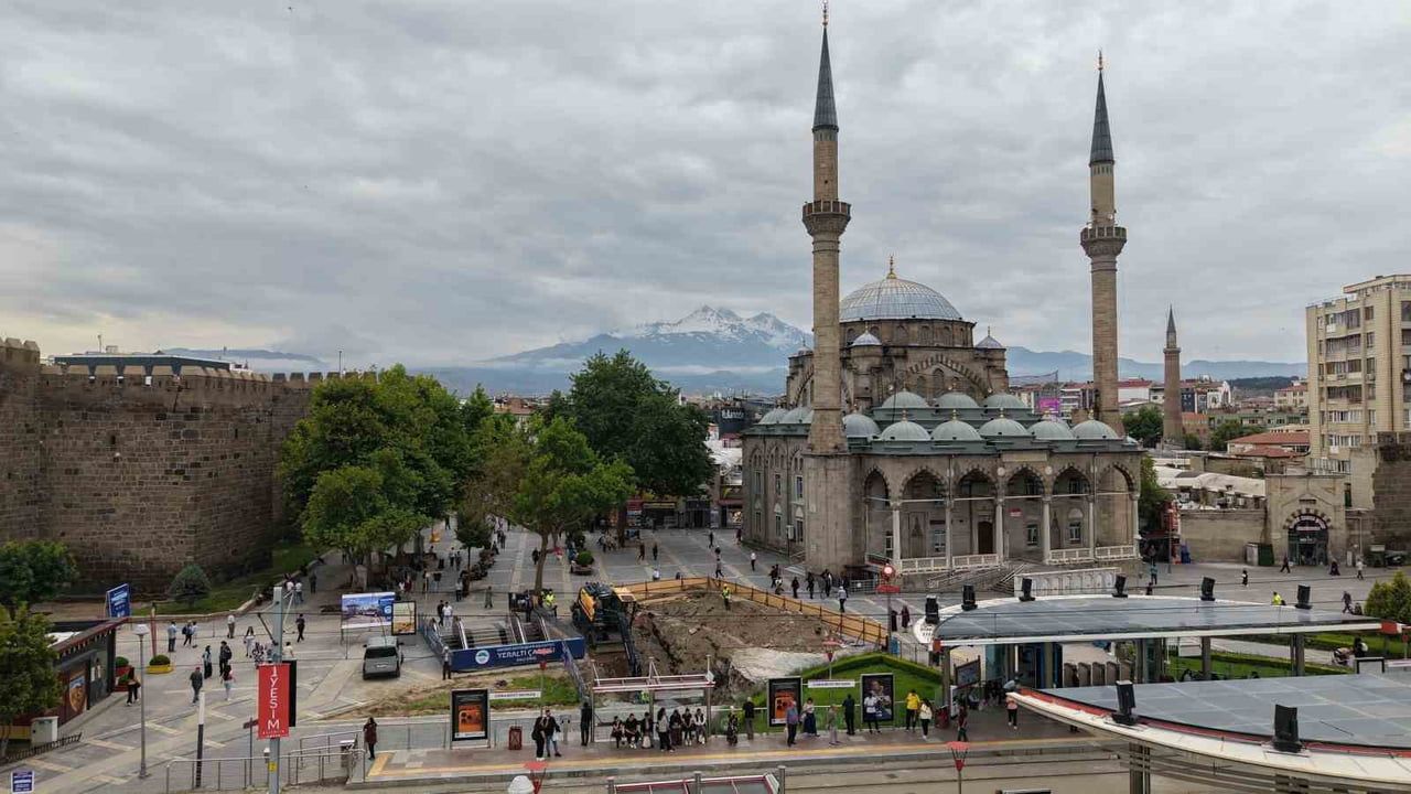 Büyükşehirden 8 milyon TL'lik engelsiz ulaşım projesi: Yeraltı Çarşısı'na asansör