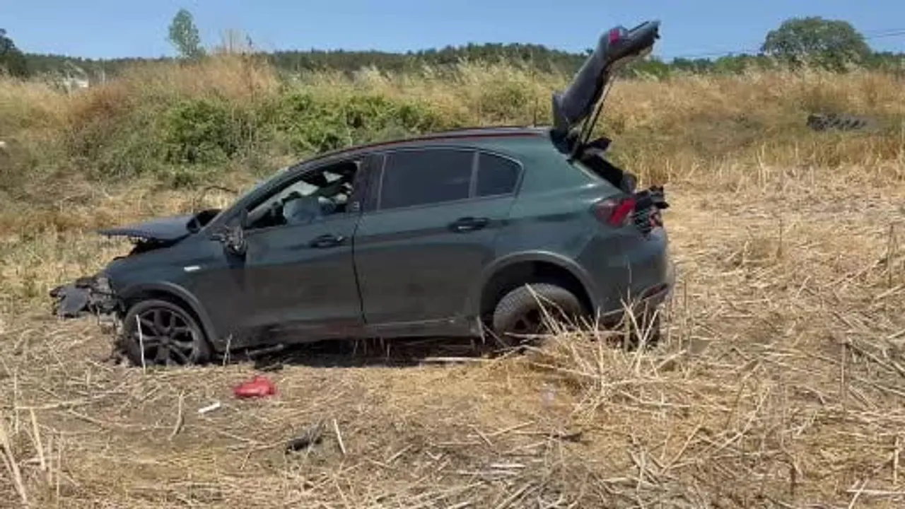 Çan’da otomobil tarlaya uçtu: 2 yaralı