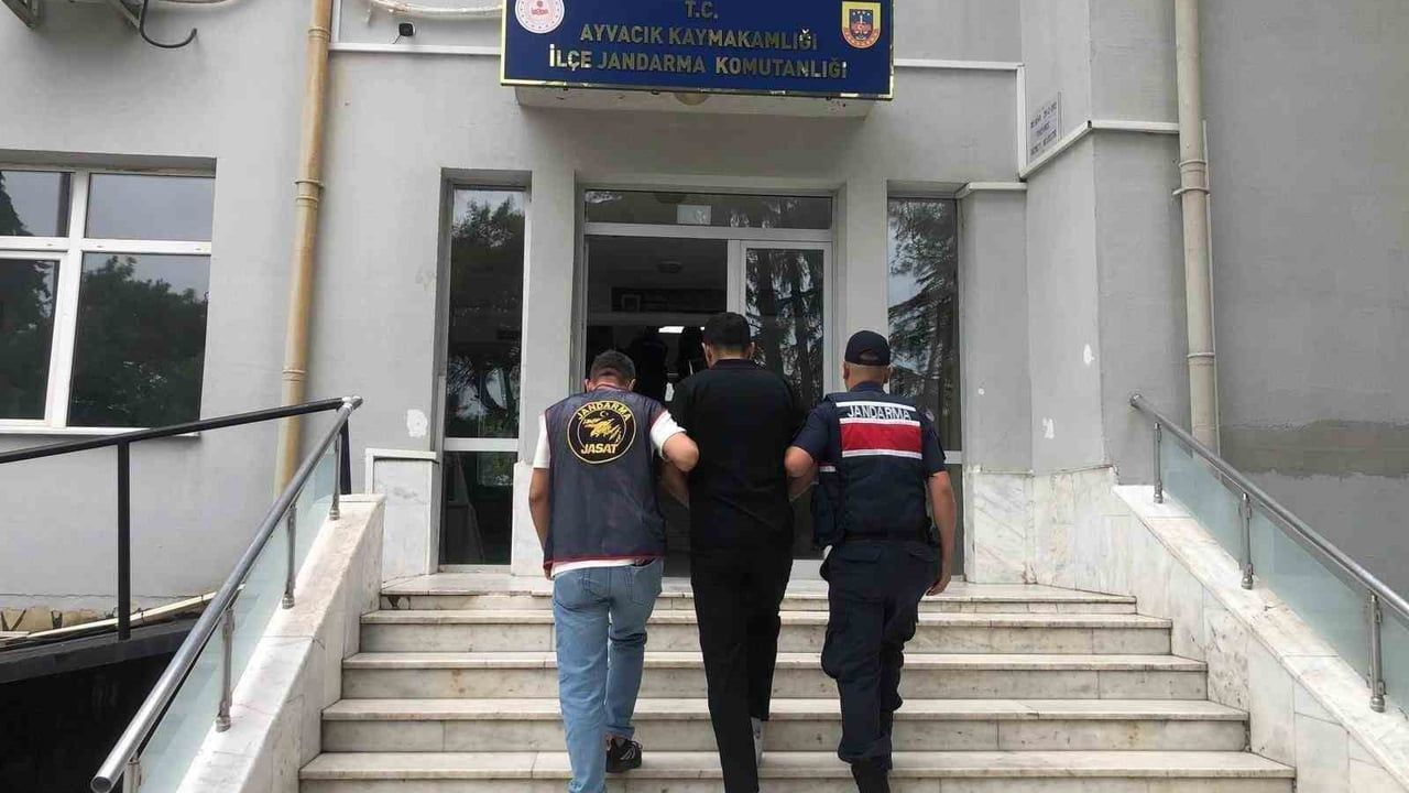 Çanakkale'de çeşitli suçlardan aranan 97 şüpheli yakalandı