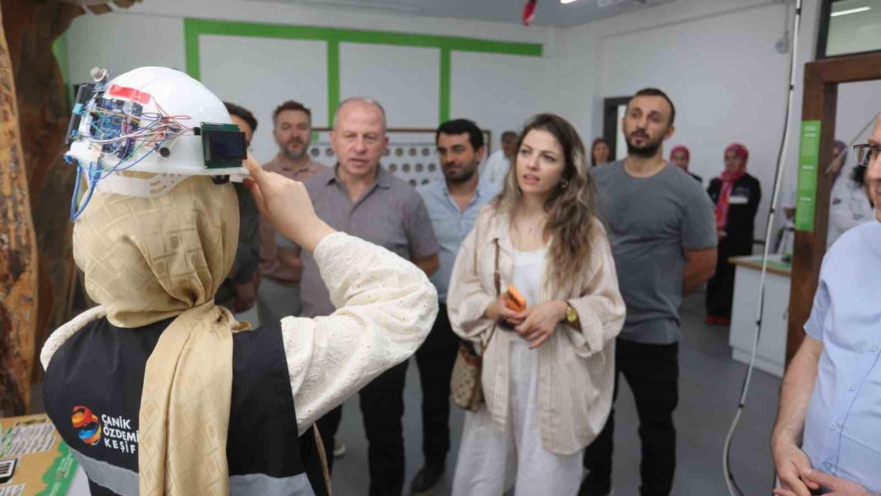 Canik keşif kampüsü gençleri bilim ve teknolojiye hazırlıyor