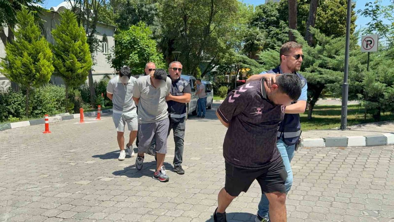 Canik'te tartışma silahlı kavgaya dönüştü: 3 kişi tüfekle yaralandı, 3 şüpheli gözaltında