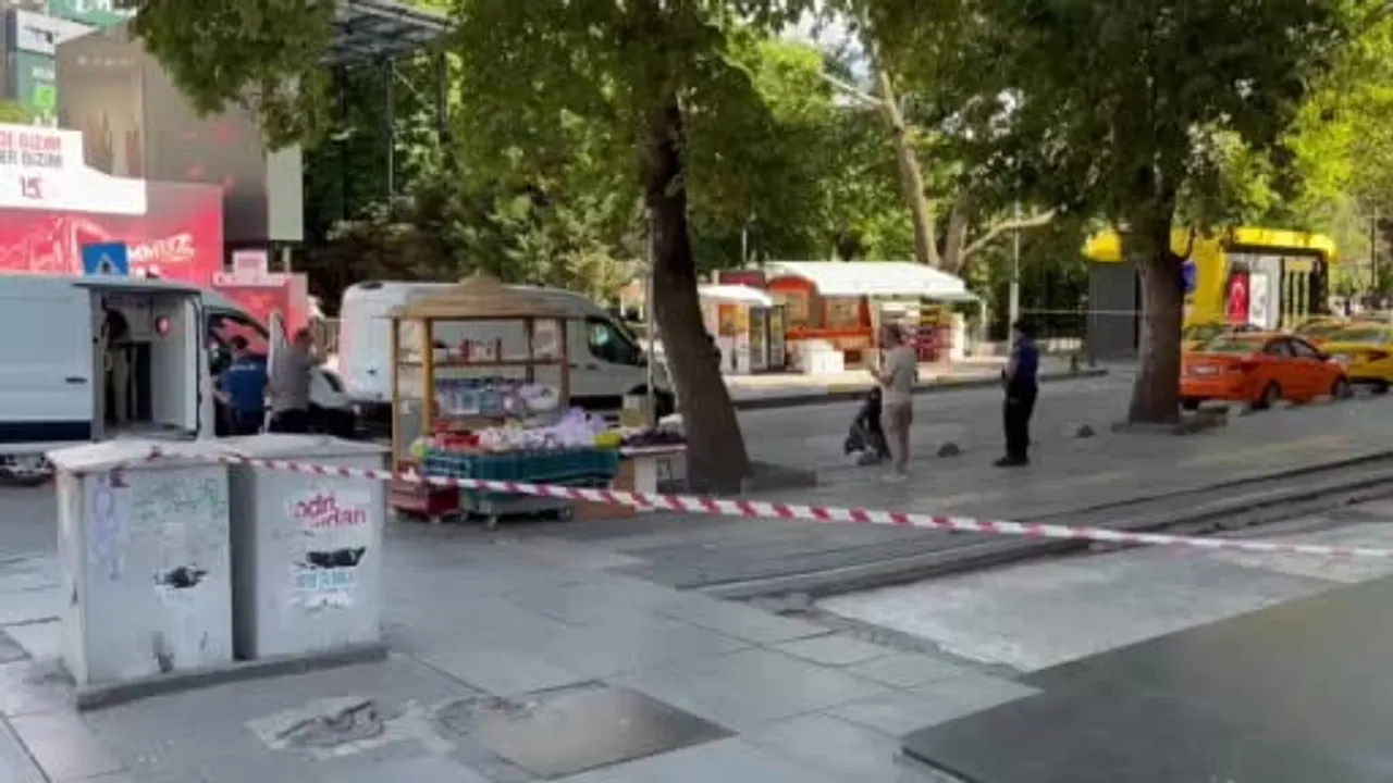 Çankaya'da şüpheli paket kontrollü şekilde imha edildi