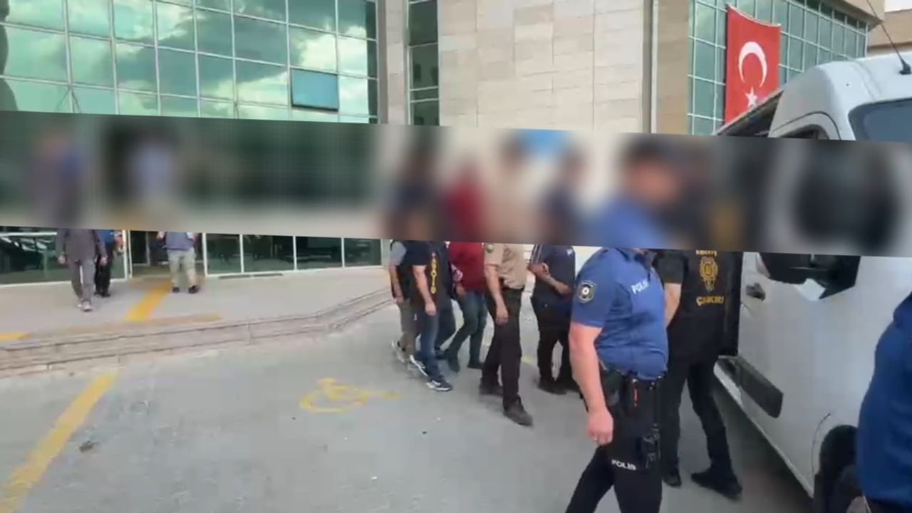 Çankırı’da polis aranan şahıslara geçit vermedi: 7 tutuklama