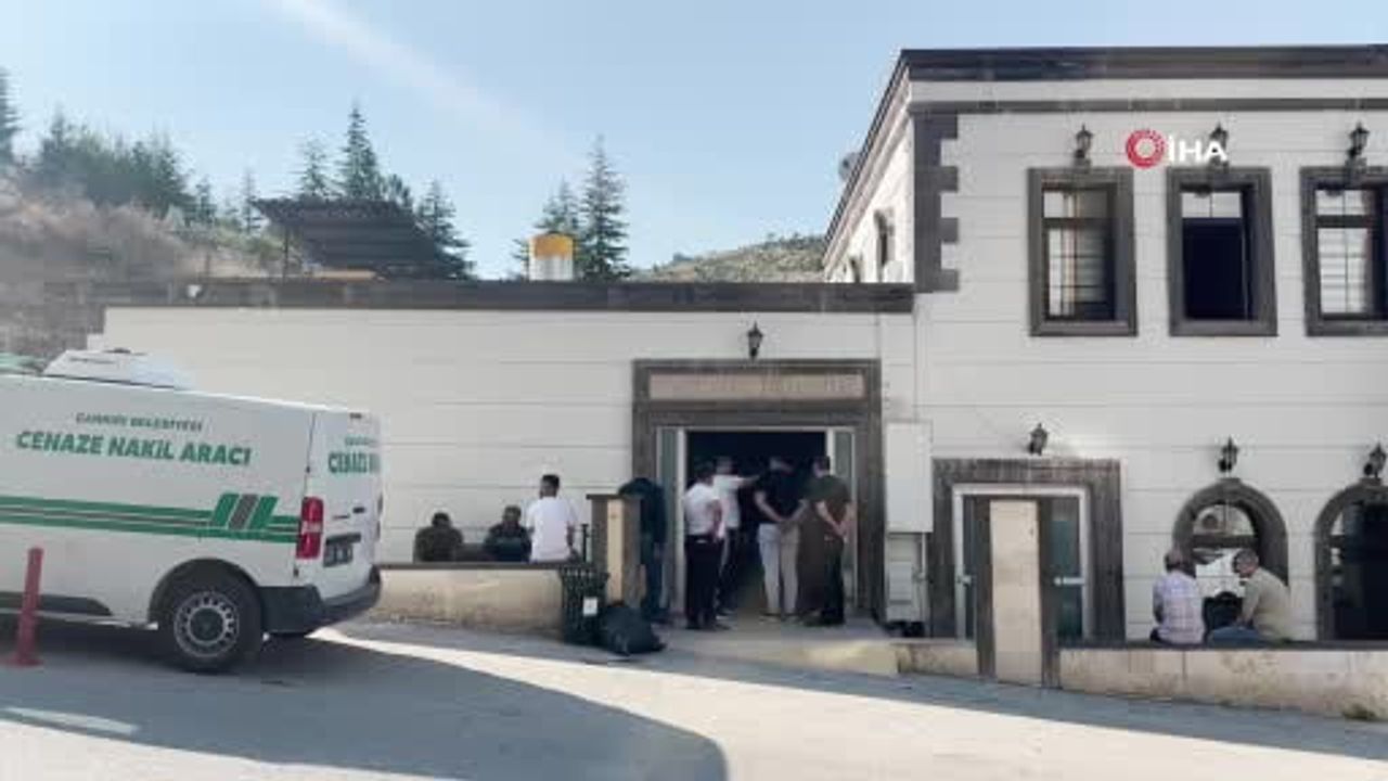 Çankırı'daki kazada hayatını kaybeden 3 kişi morga kaldırıldı