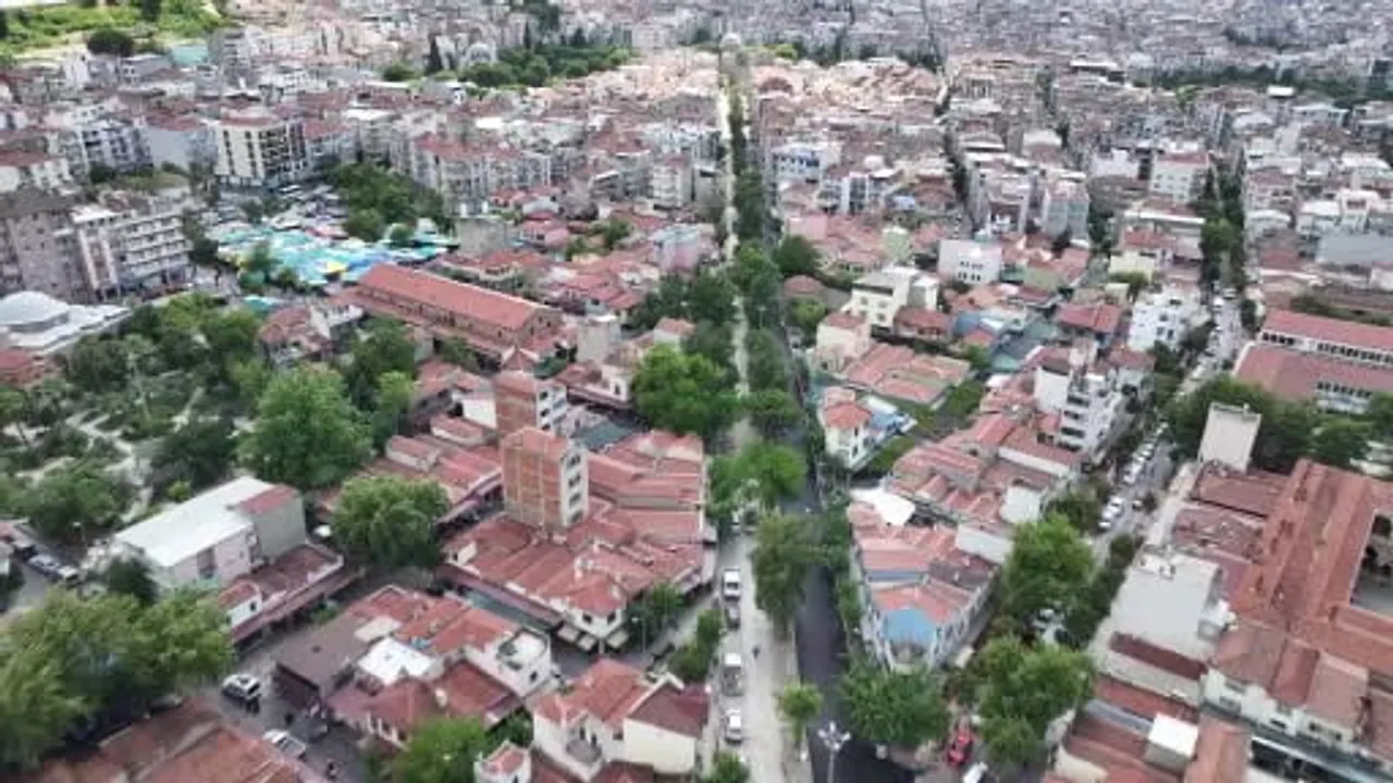 Çarşı Bulvarı baştan sona yenileniyor