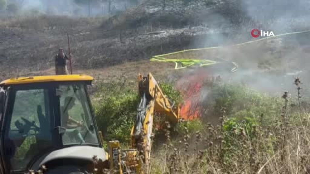 Çatalca'da tarlada yangın: itfaiye müdahalesi sürüyor