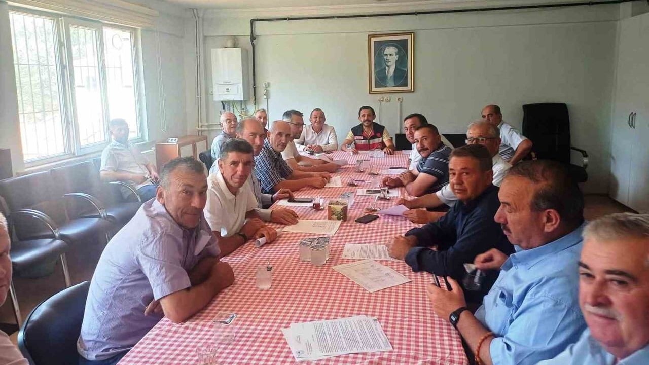 Çavdarhisar'da muhtarlara hasat dönemi ve anız yangınları eğitimi