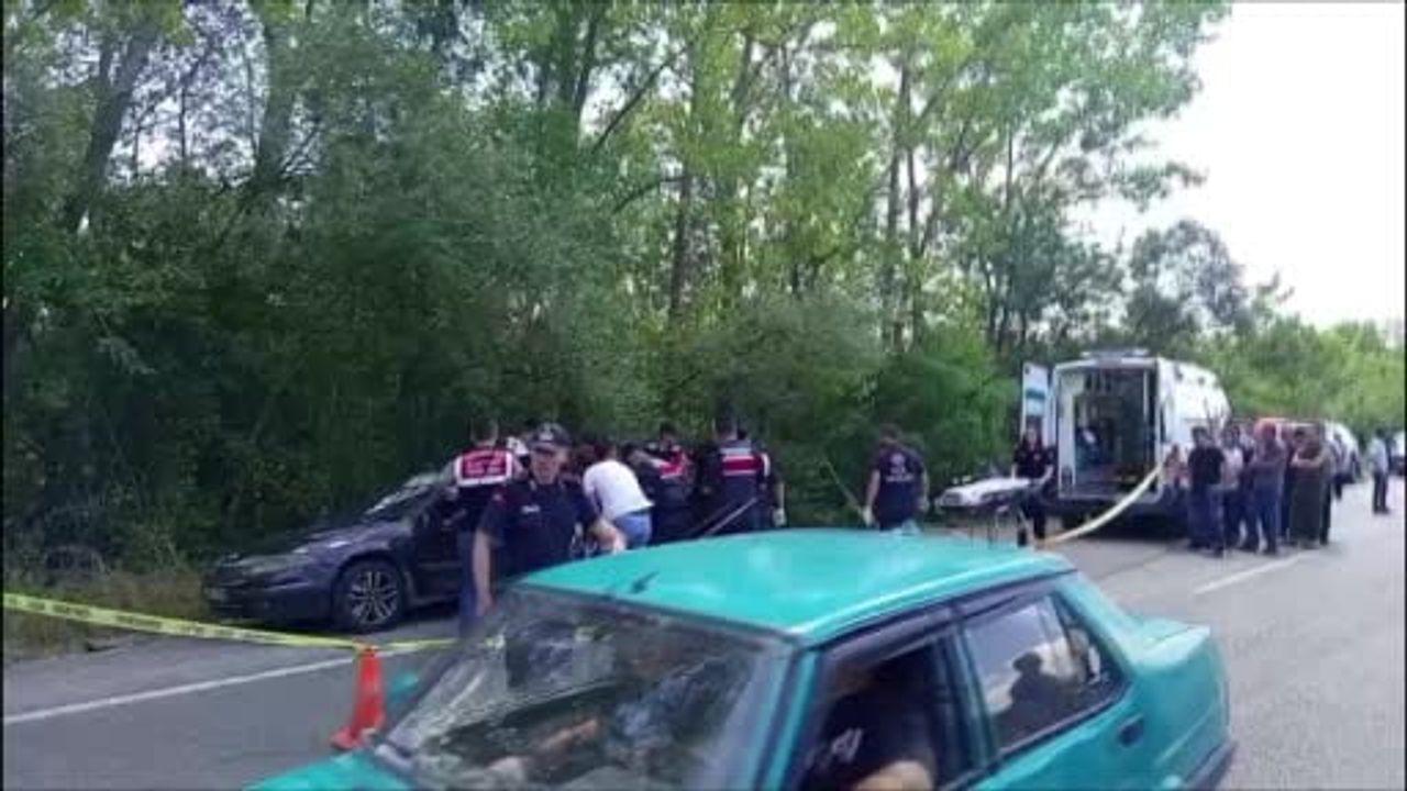 Çaycuma'da 28 yaşindeki orman işçisi aracında ölü bulundu