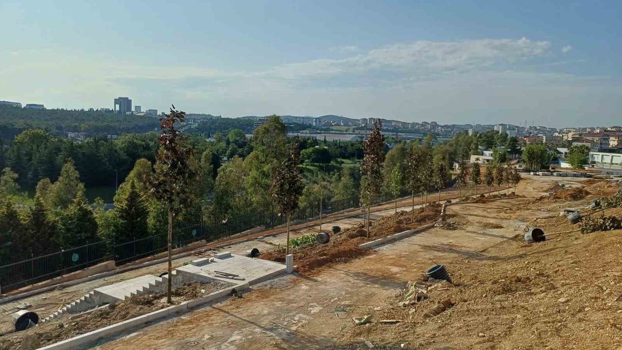 Çayırova'ya yeni nefes: 18 bin 500 metrekarelik Fatih Sultan Mehmet Parkı yenileniyor