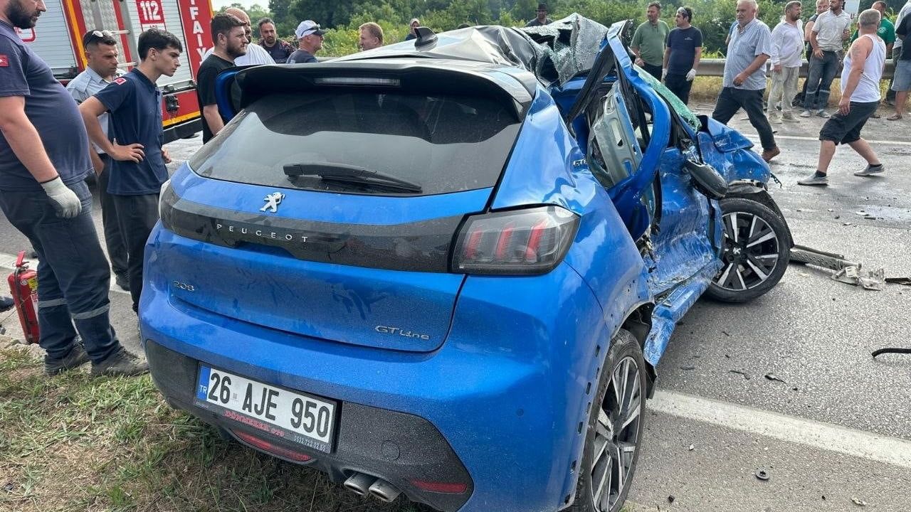 Çekici ile otomobilin çarpışması sonucu 1 kişi yaralandı