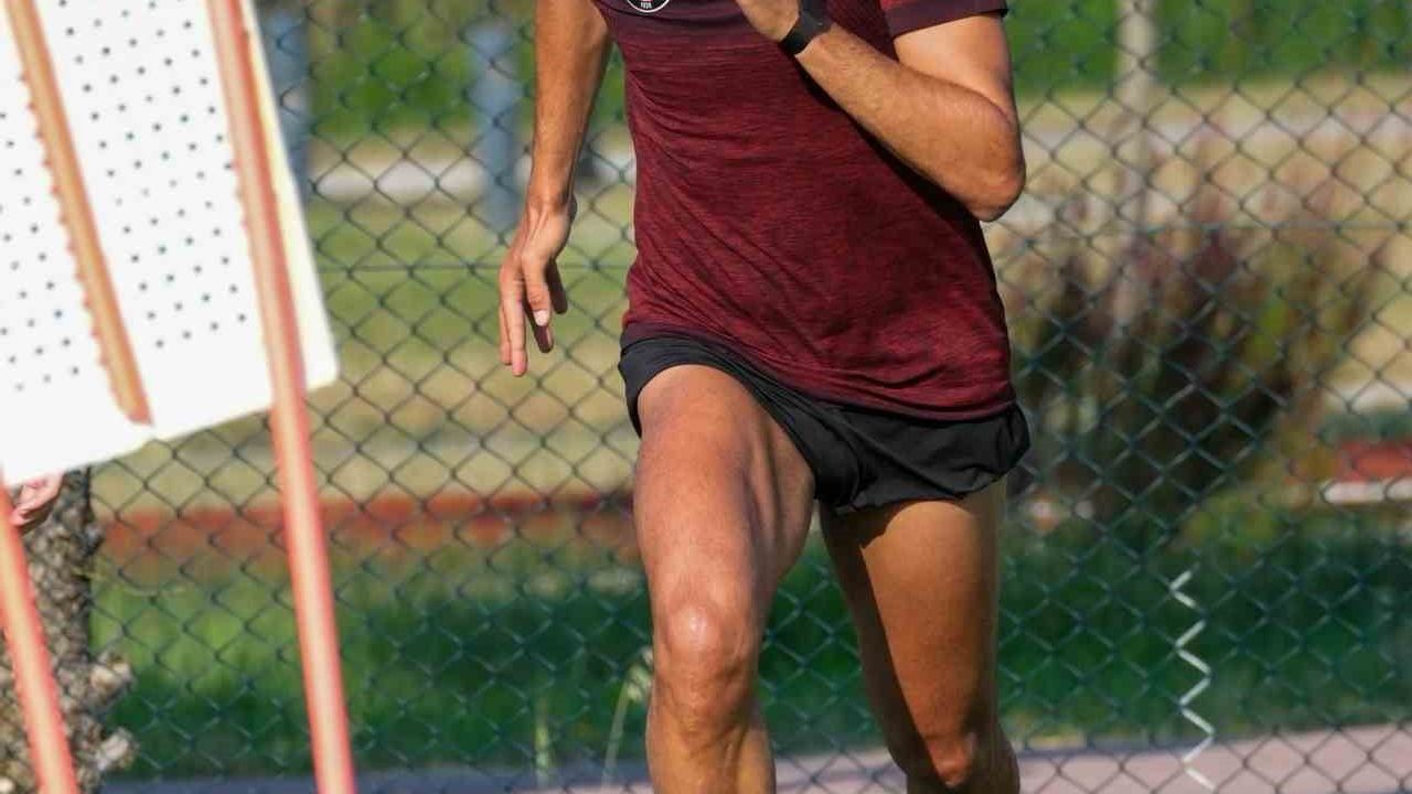 Cenk Tosun Fatih Karagümrük’te ilk idmanına çıktı