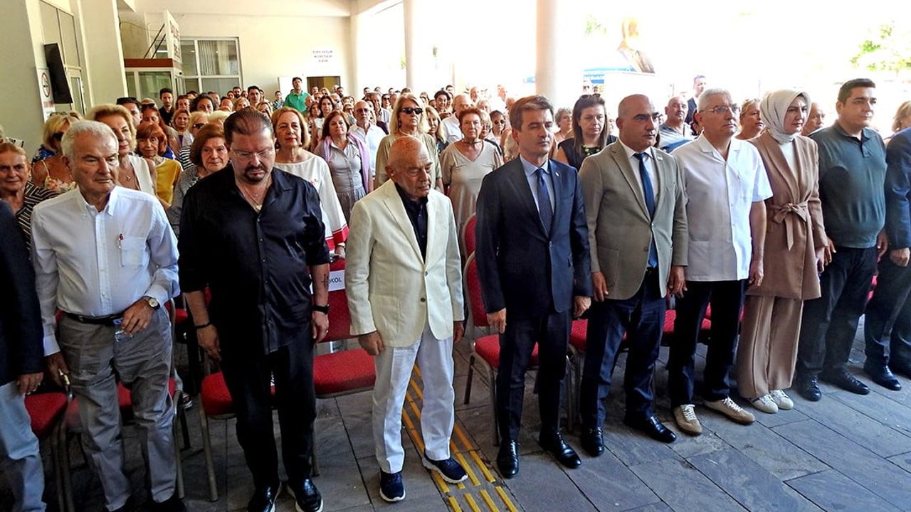 Çeşme devlet hastanesi acil servisi dayanışmayla yenilendi