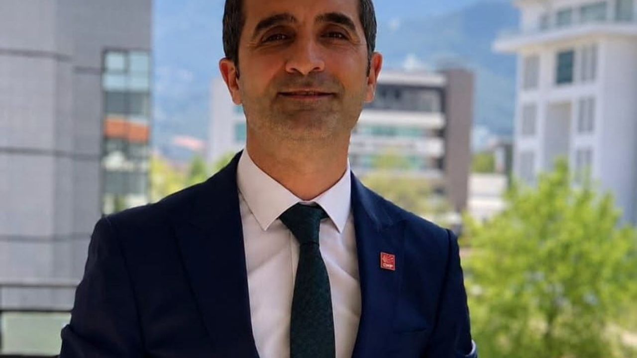 CHP Denizli il başkanlığına Ayhan Oran atandı