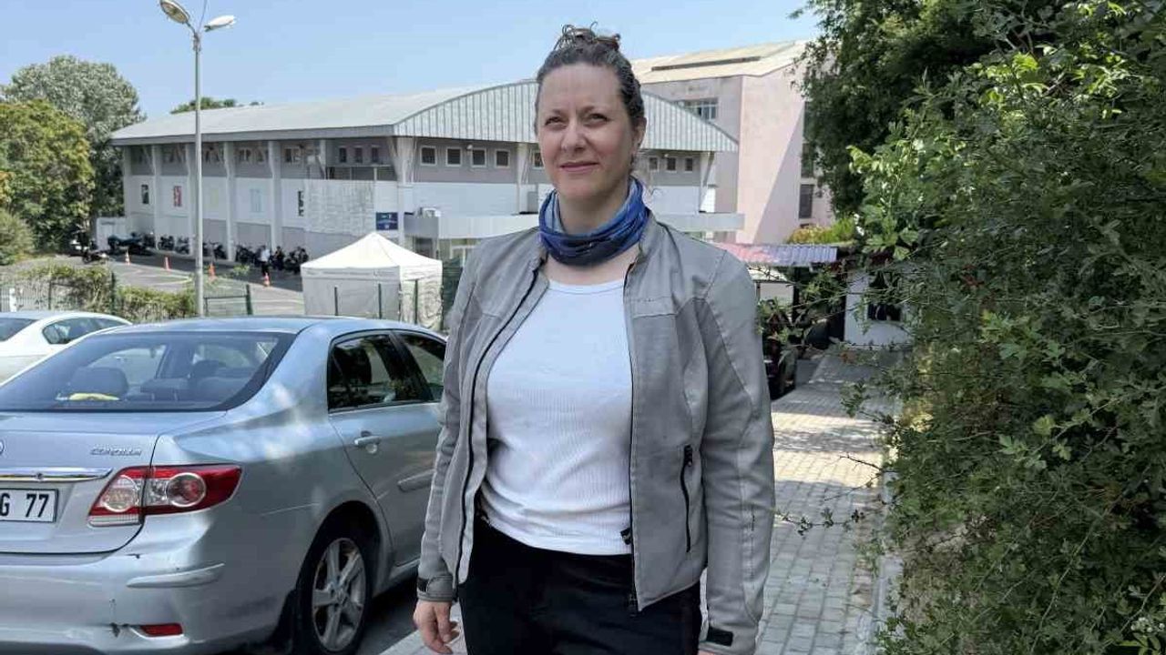 Çorlu’da yoldaki yağ kazaya yol açtı; motosiklet sürücüleri metrelerce sürüklendi
