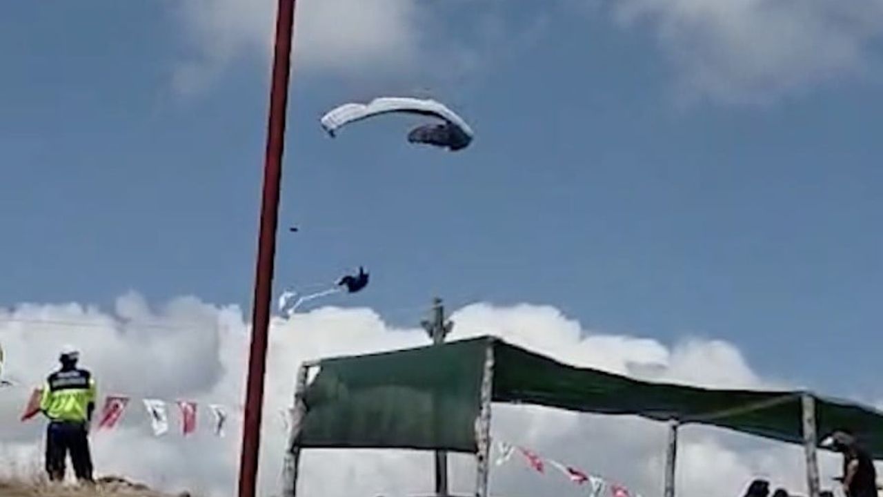Çorum'da yamaç paraşütü pilotunun düşme anı görüntülendi