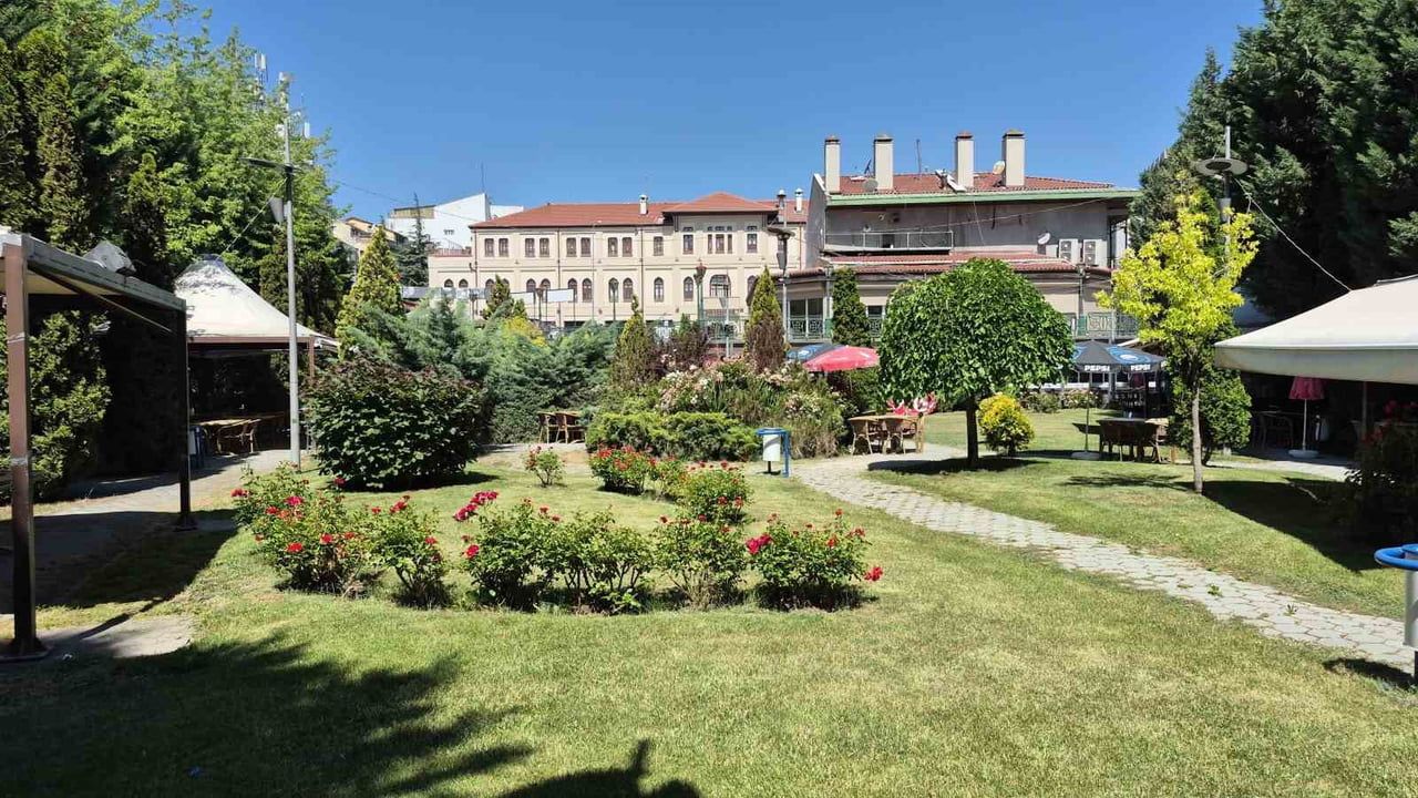 Çukur Çarşı Eskişehir’in en eski çarşısında 50 yıla tanıklık ediyor