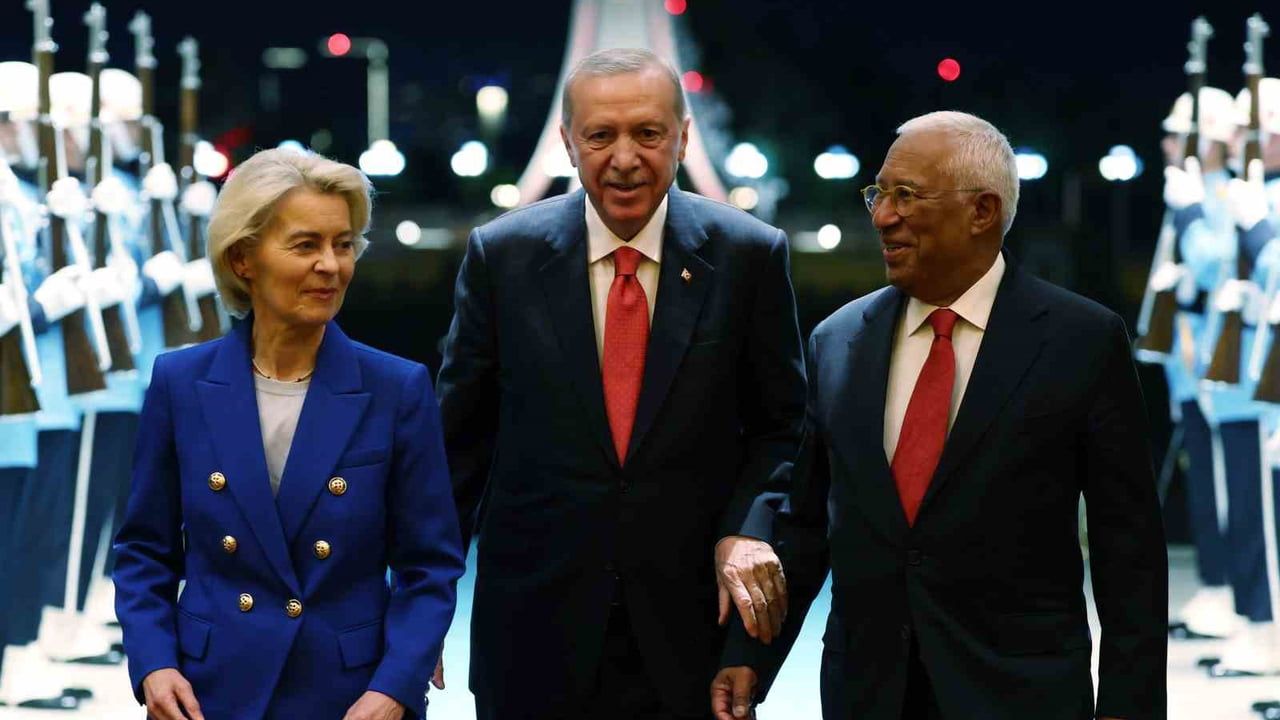 Cumhurbaşkanı Erdoğan, AB komisyonu başkanı Ursula von der Leyen ve AB konseyi başkanı Antonio Costa’yı kabul etti