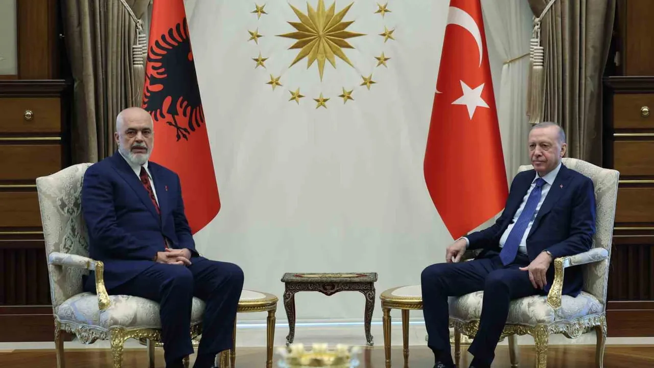 Cumhurbaşkanı Erdoğan, Arnavutluk başbakanı Edi Rama ile görüştü