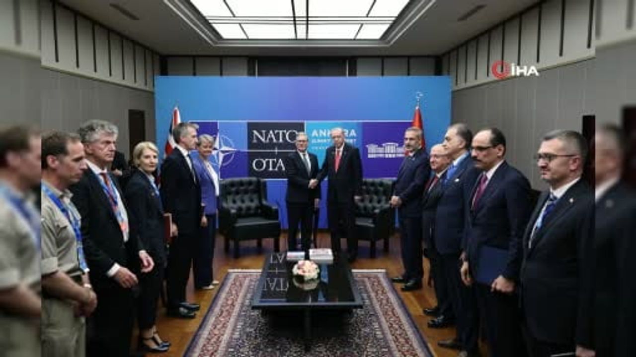 Cumhurbaşkanı Erdoğan, İngiltere Başbakanı Starmer ile görüştü