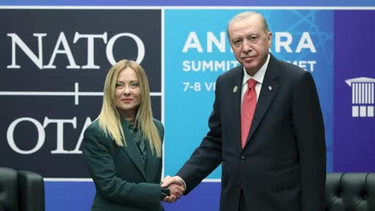 Cumhurbaşkanı Erdoğan, İtalya başbakanı Meloni ile bir araya geldi