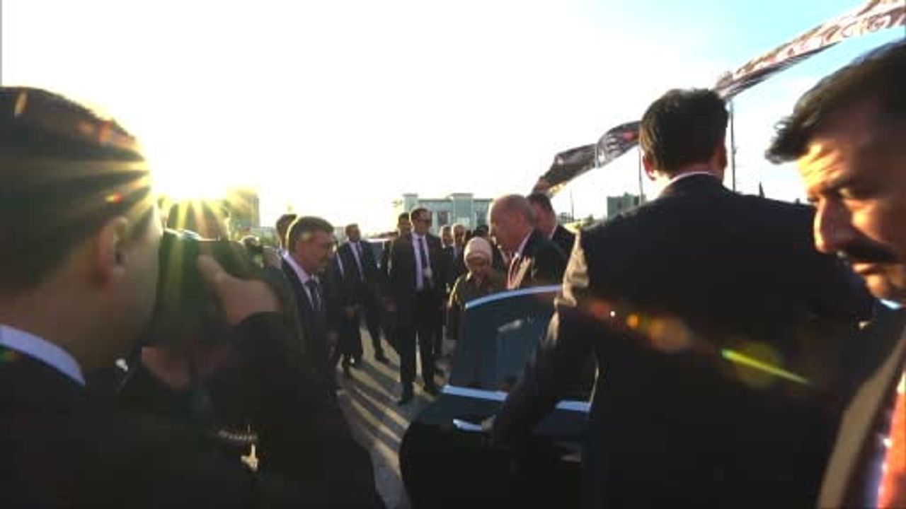 Cumhurbaşkanı Erdoğan o kanlı ihanet gecesinin şehitlerini yad etti