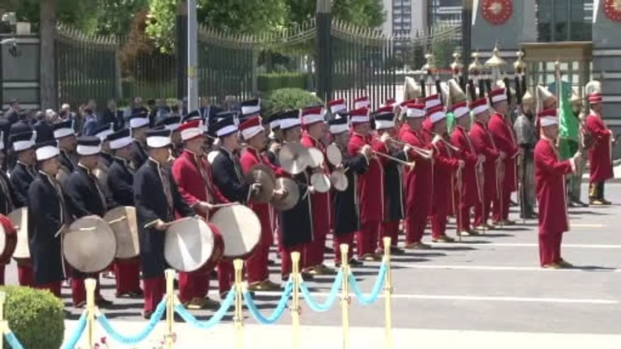 Cumhurbaşkanı yardımcısı Cevdet Yılmaz 15 Temmuz Demokrasi ve Milli Birlik Anıtı'ndaki törene katıldı