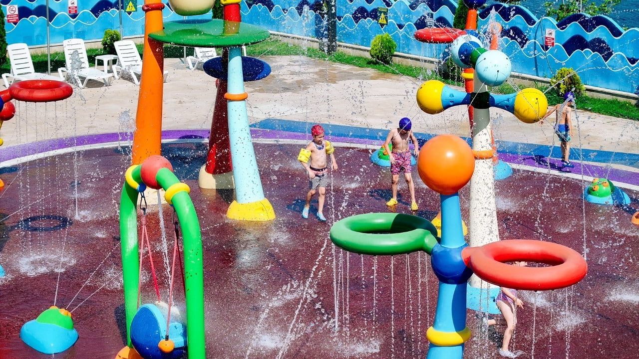 Değirmendere aquapark çocuklara güvenli, üç seanslı yaz eğlencesi sunuyor