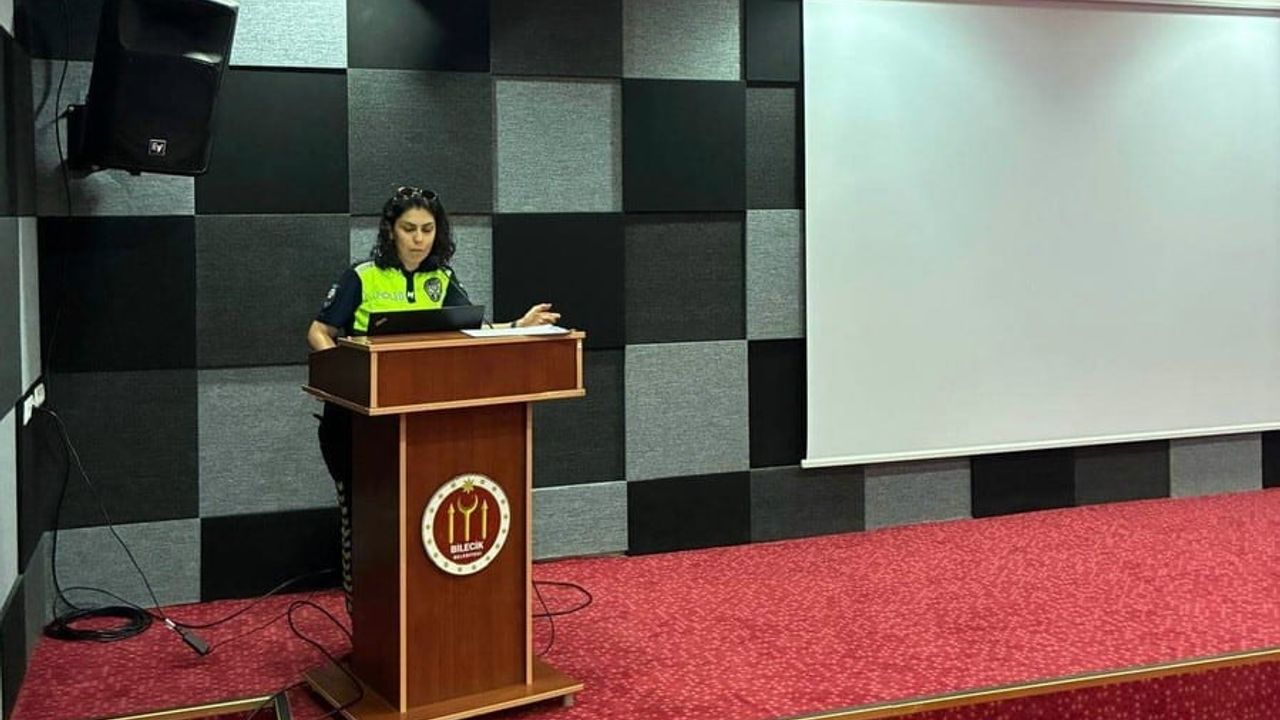 Denetimli serbestlik yükümlülerine trafik eğitimi