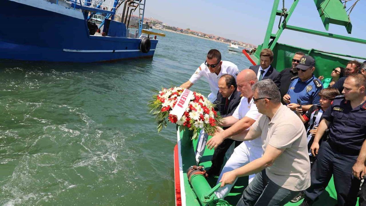 Denizcilik ve kabotaj bayramı'nın 100. yılında Karadeniz'de görsel şölen
