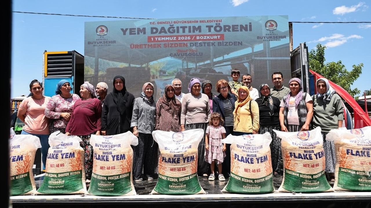 Denizli'de 19 ilçede 6 bin 282 üreticiye 32 bin 752 çuval yem desteği