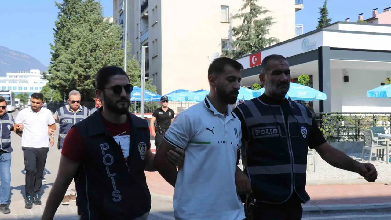 Denizli’de eğlence mekanına silahlı saldırıda 4 şüpheli tutuklandı