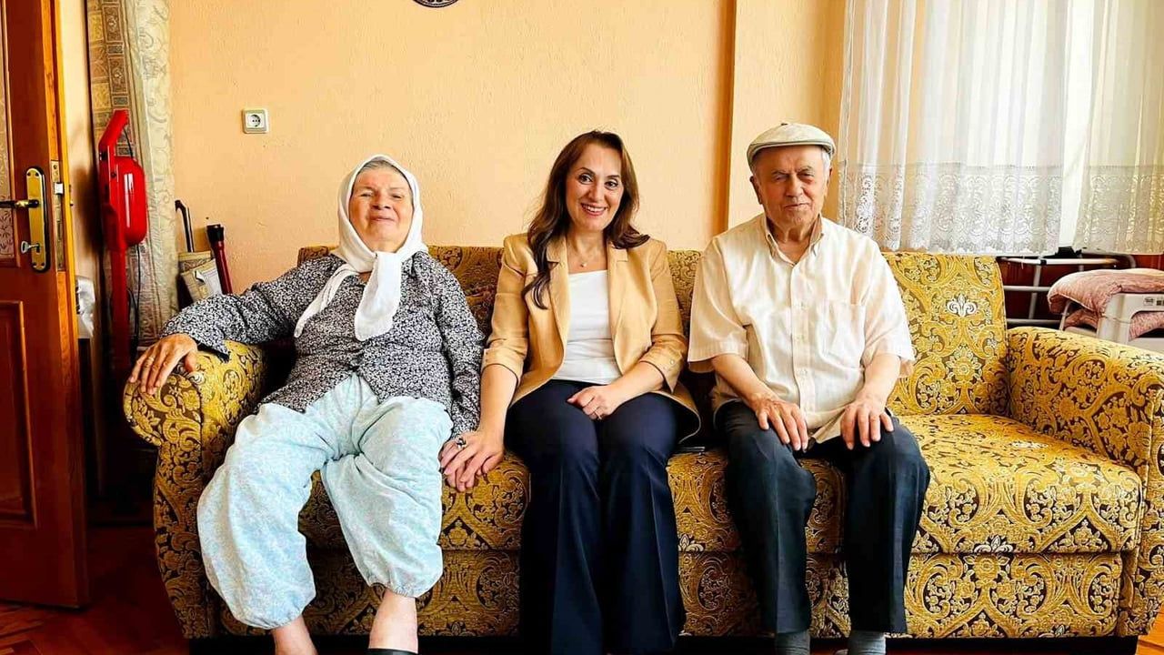 Denizli'de evde sağlık hizmetinden yararlanan hastalar ziyaret edildi